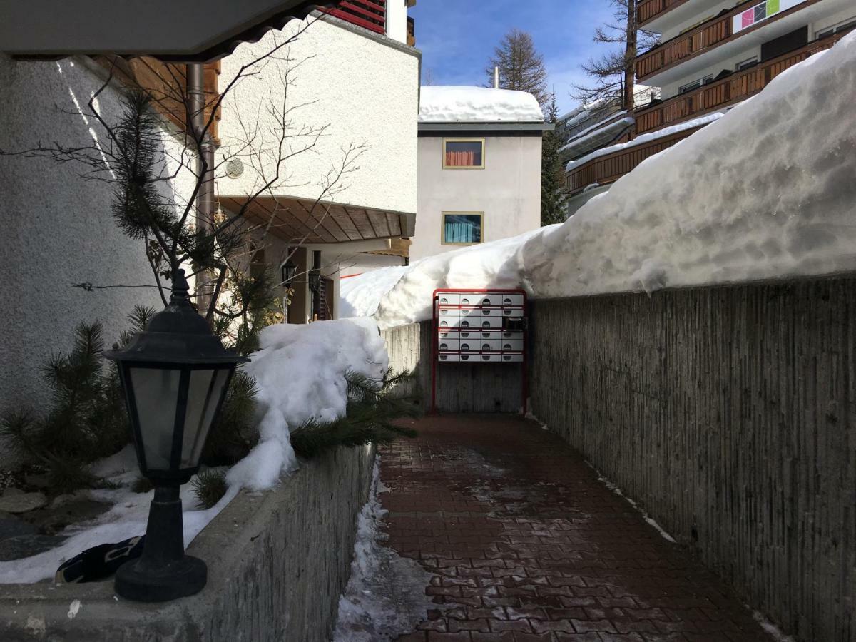 Ferienwohnung Haus Colmar Zermatt Exterior foto
