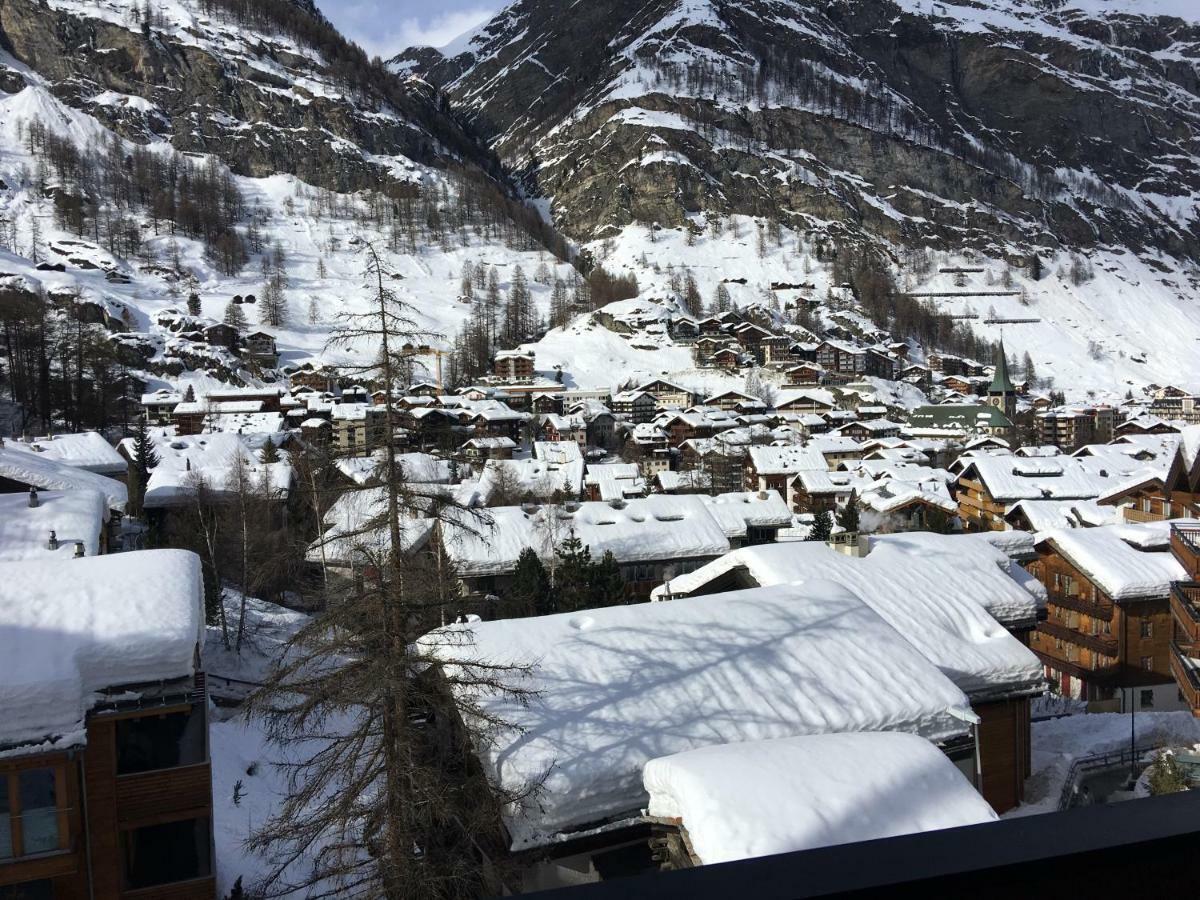 Ferienwohnung Haus Colmar Zermatt Exterior foto