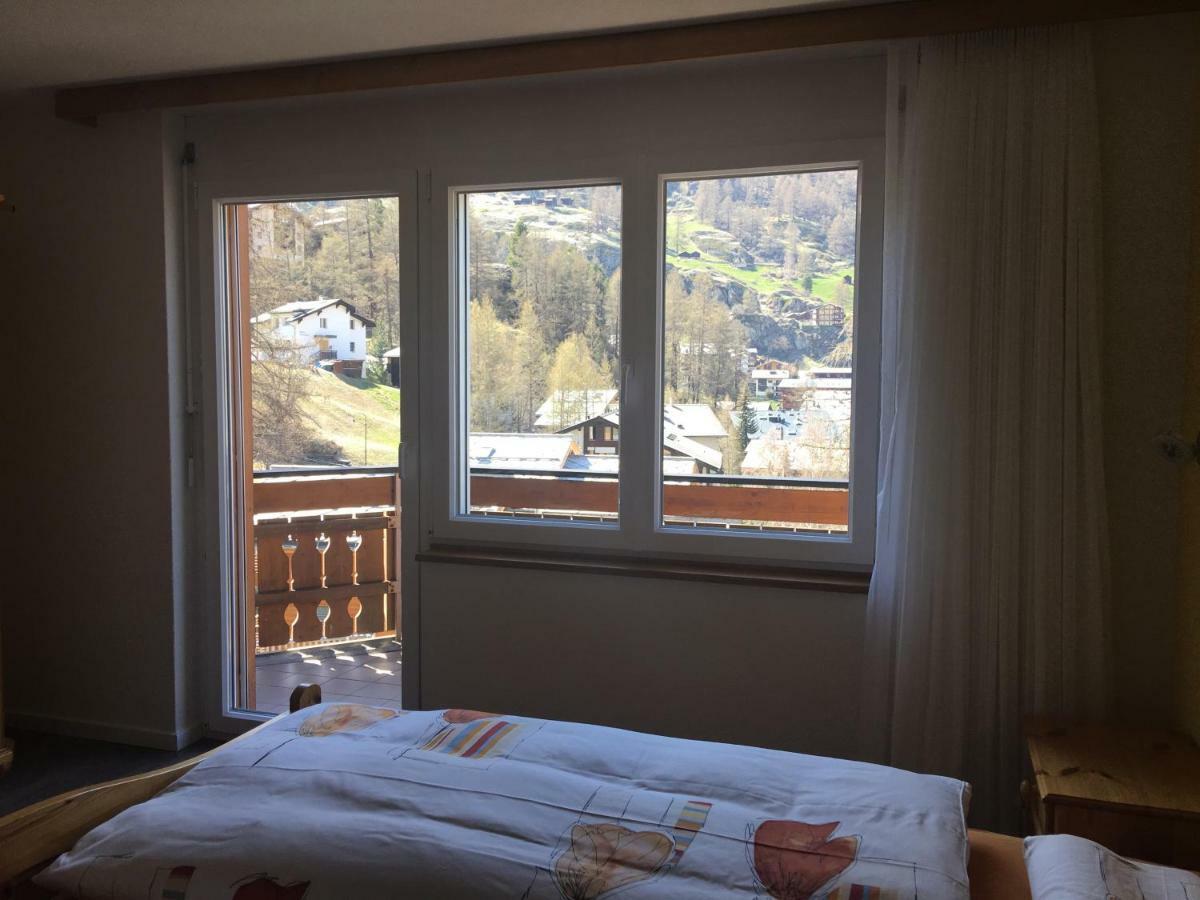 Ferienwohnung Haus Colmar Zermatt Exterior foto